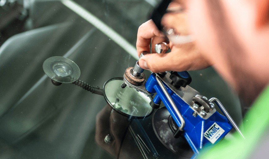AUTO GLASS REPAIR